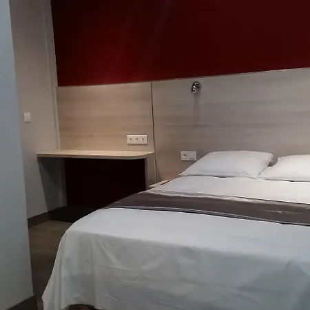 Hotel Aix Europe 2*
